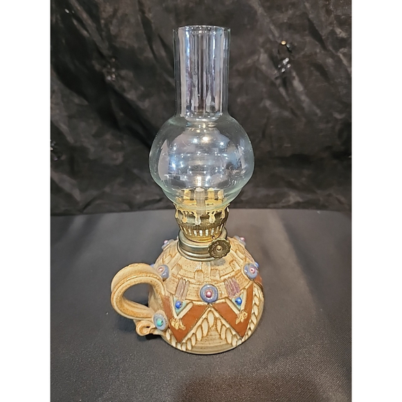 Vintage Handmade Miniature Pottery Oil Lamp Artist Signed - Picture 3 of 10